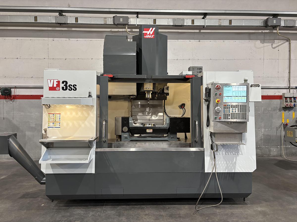 Usato CENTRO DI LAVORO HAAS VF - 3 SS ANNO 2014 / 5 ASSI