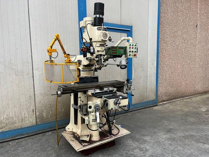 Usato FRESATRICE TESTA VELOCE CHEVALIER VISUALIZZATA