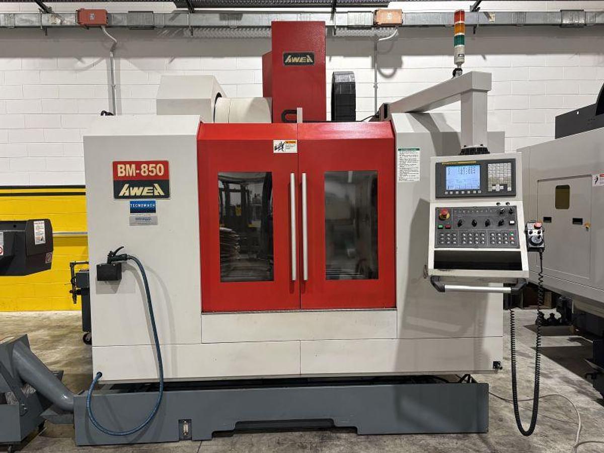 Usato CENTRO DI LAVORO AWEA BM - 850 CNC FANUC