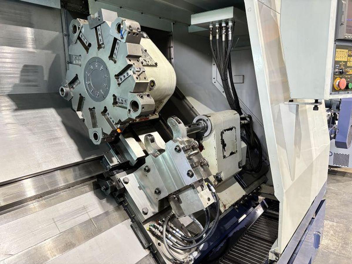 Usato TORNIO HWACHEON HI - TECH 300 CNC FANUC 18i-TB