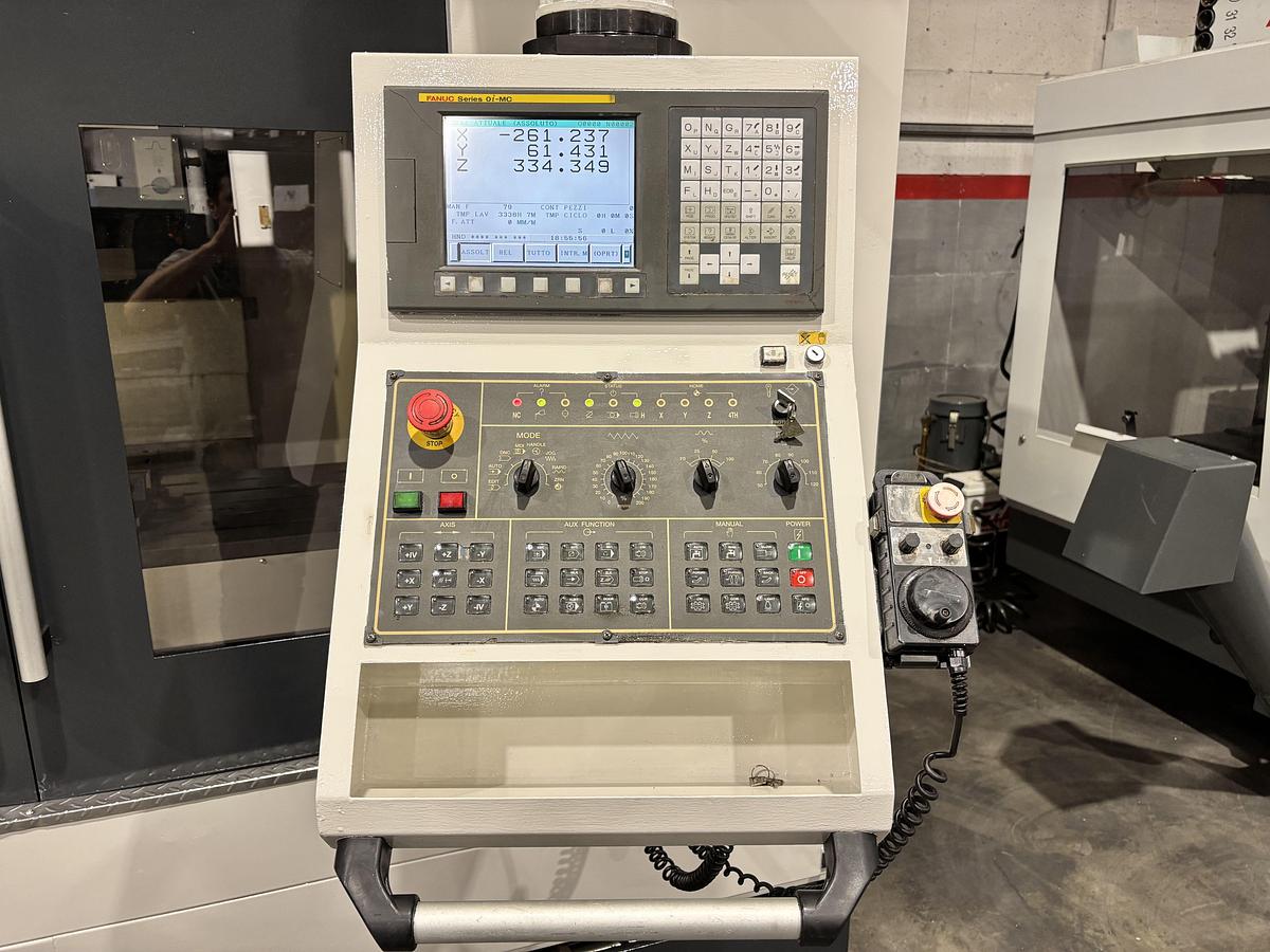 Usato CENTRO DI LAVORO AWEA BM - 850 CNC FANUC