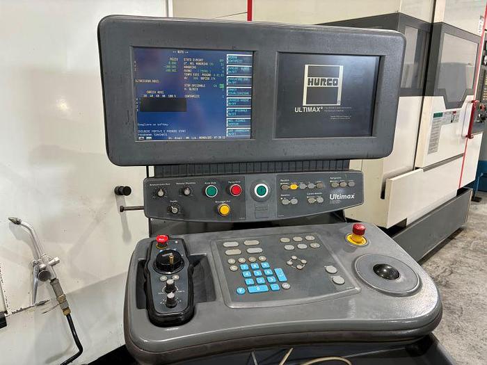 Usato CENTRO DI LAVORO HURCO VMX 42