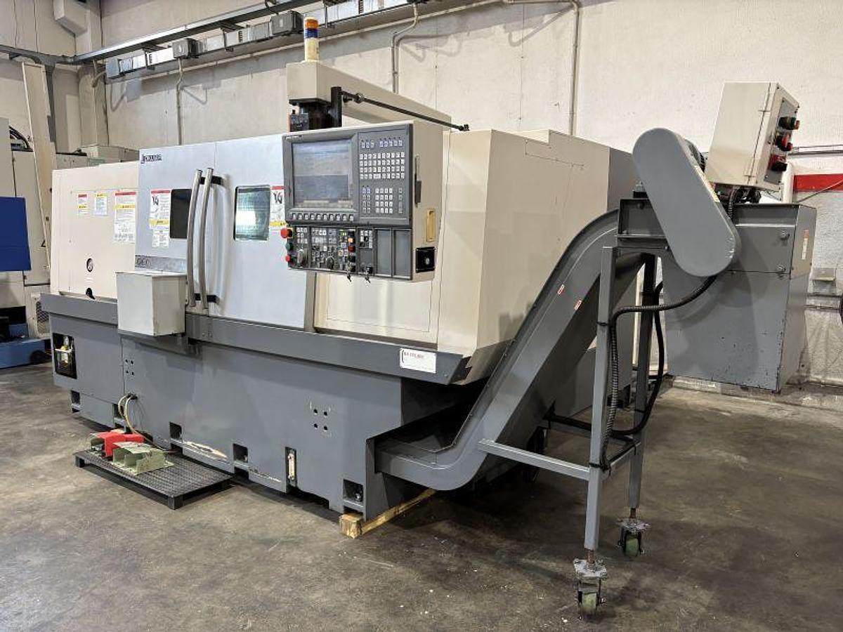 Usato TORNIO OKUMA GENOS L300E - MOTORIZZATO ANNO 2012.