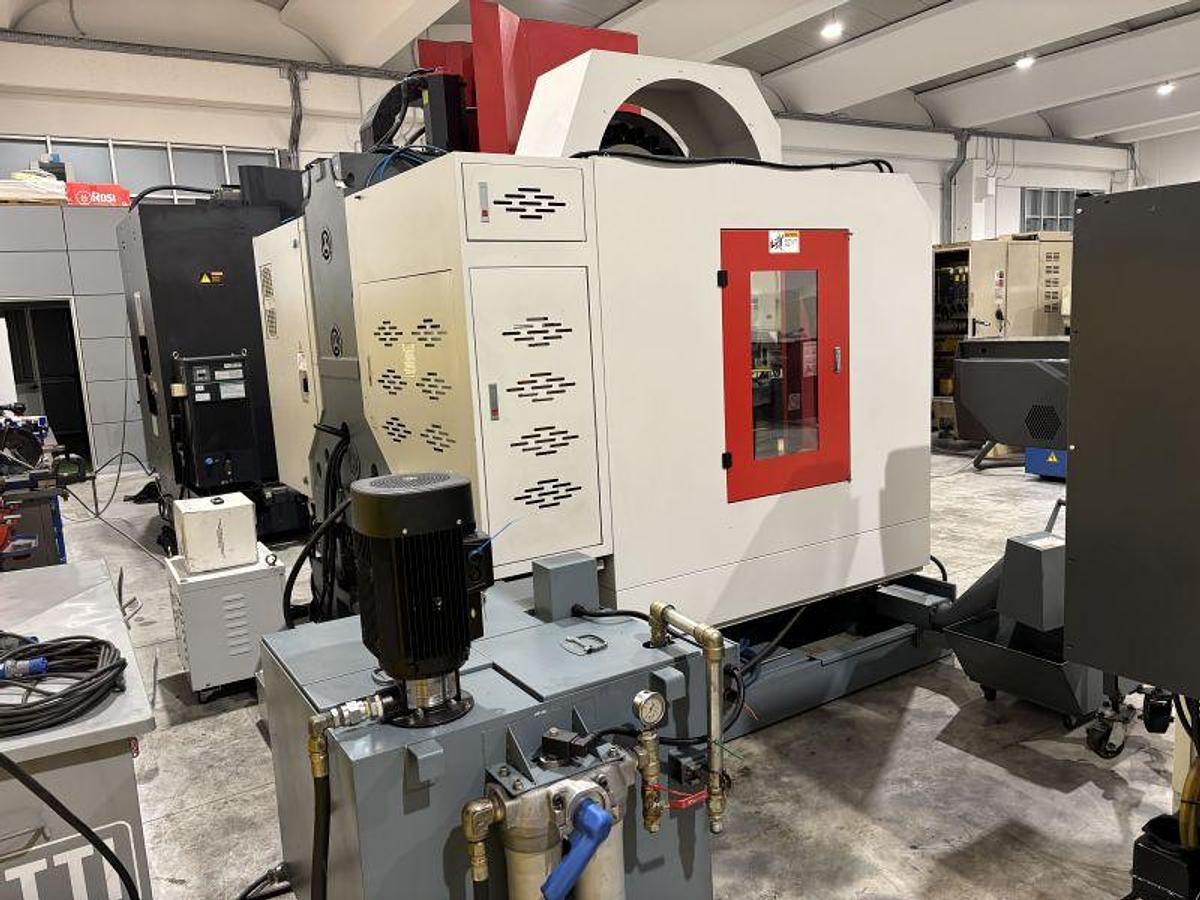 Usato CENTRO DI LAVORO AWEA BM - 850 CNC FANUC