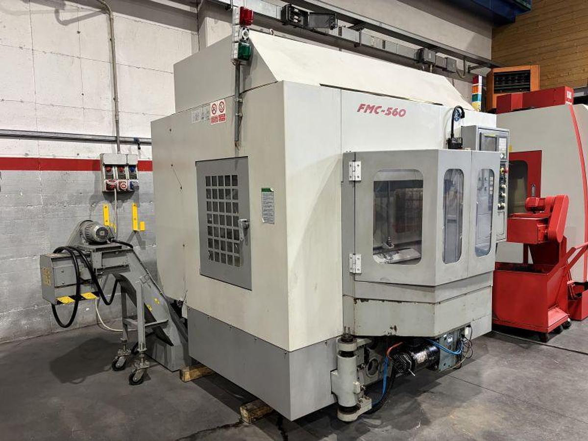 Usato CENTRO DI LAVORO PALLETIZZATO LEADWELL 560 CNC FANUC ANNO 2008