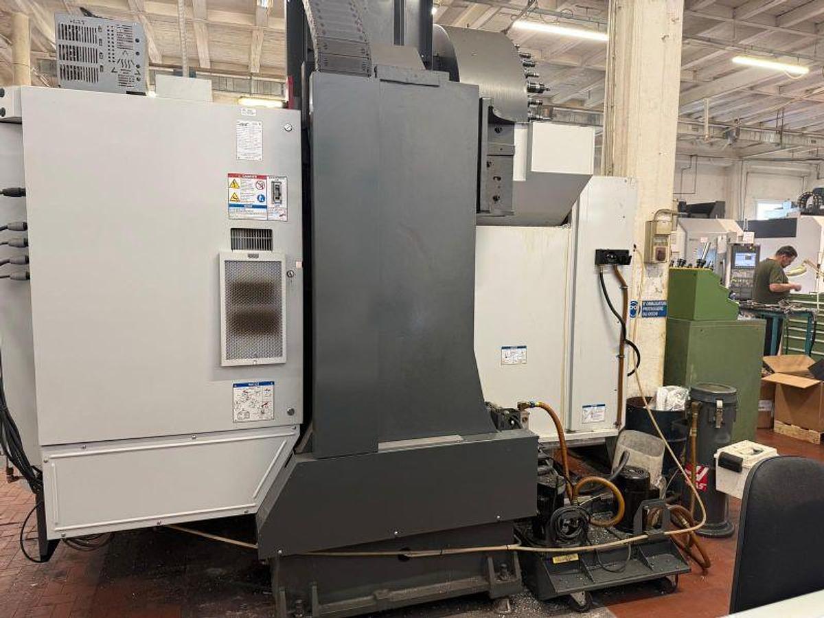 Usato CENTRO DI LAVORO HAAS VF - 3 SS ANNO 2014