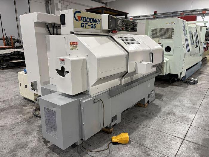 Used TORNIO MOTORIZZATO GOODWAY GT - 25 CNC FANUC 18 - T