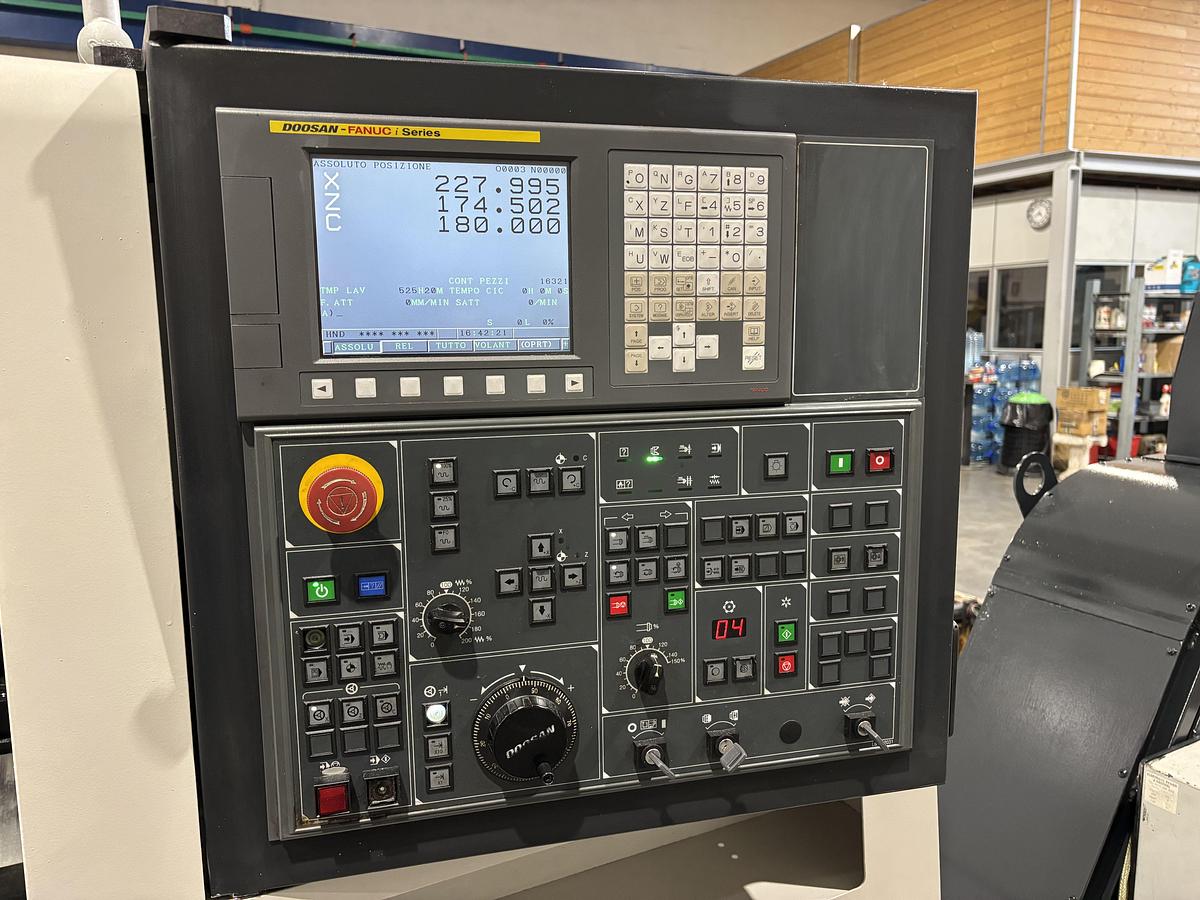 Usato TORNIO DOOSAN LYNX 300 M ANNO 2013