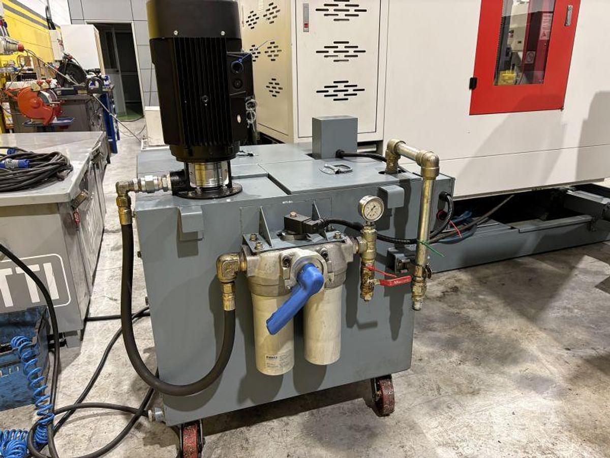 Usato CENTRO DI LAVORO AWEA BM - 850 CNC FANUC