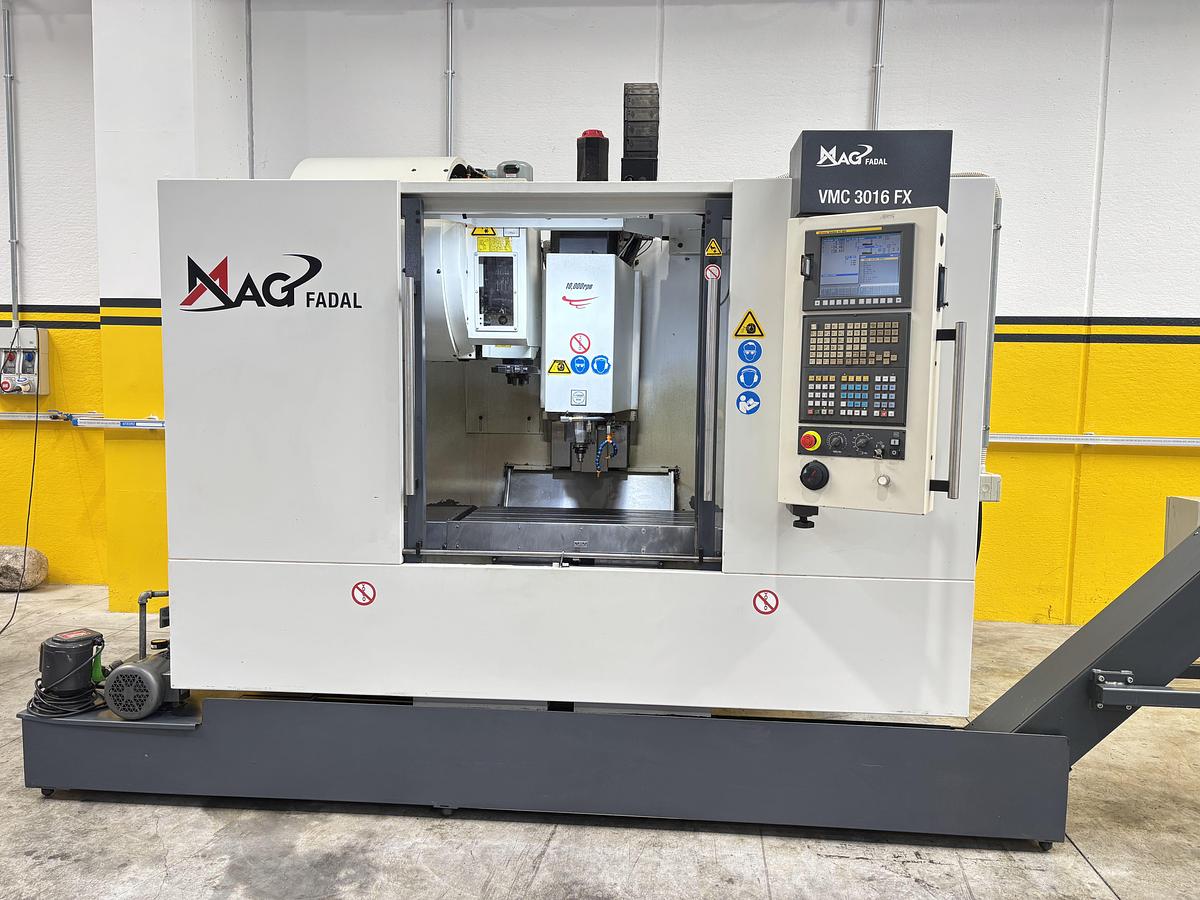 Usato CENTRO DI LAVORO MAG FADAL CNC FANUC ANNO 2009.