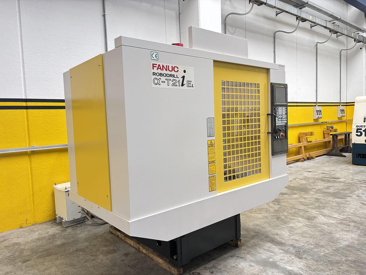 Usato CENTRO DI LAVORO FANUC ROBODRILL / ALPHA - T21 i E L