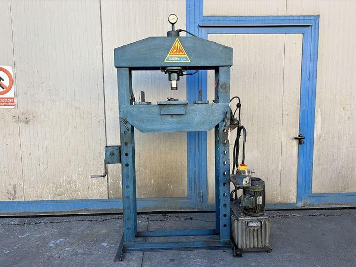 Used PRESSA IDRAULICA CAM TON. 30