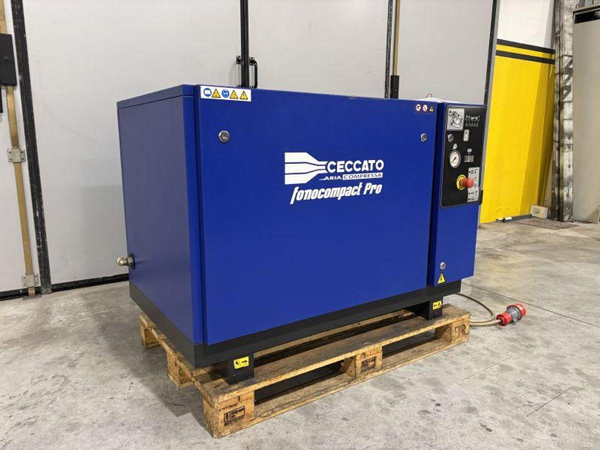 Usato COMPRESSORE CECCATO FONOCOMPACT PRO ANNO 2016