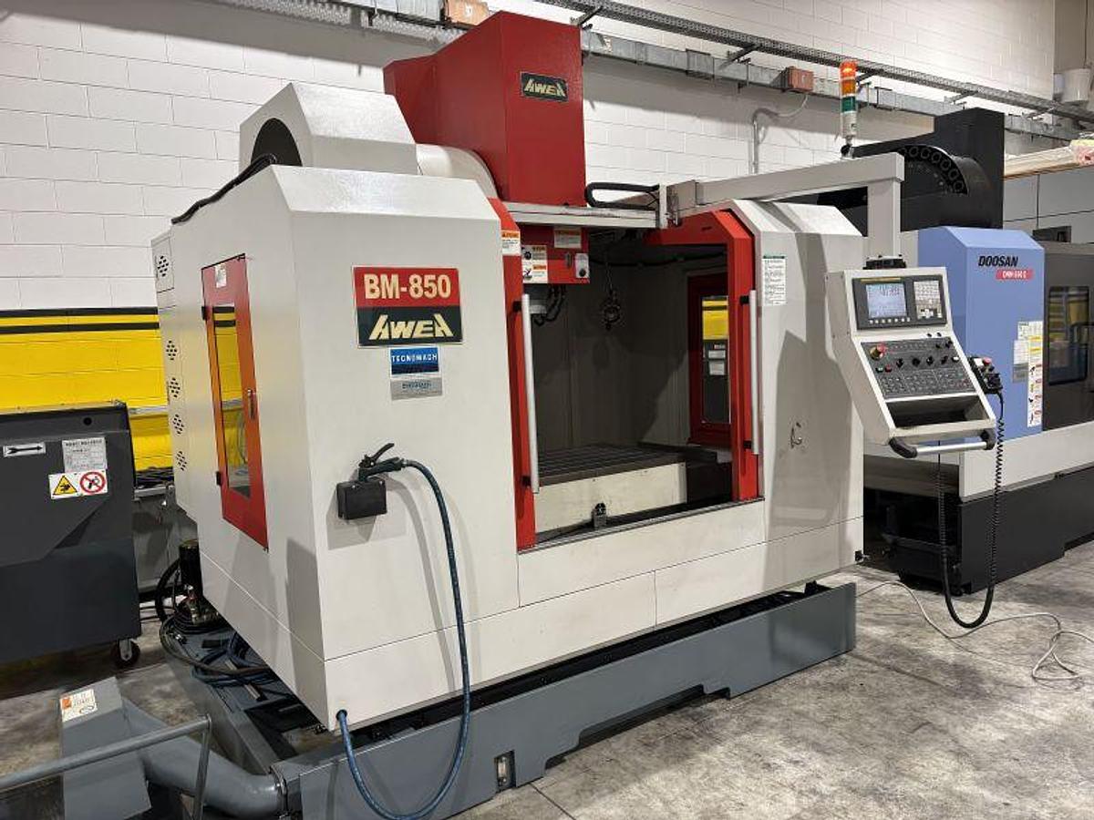 Usato CENTRO DI LAVORO AWEA BM - 850 CNC FANUC