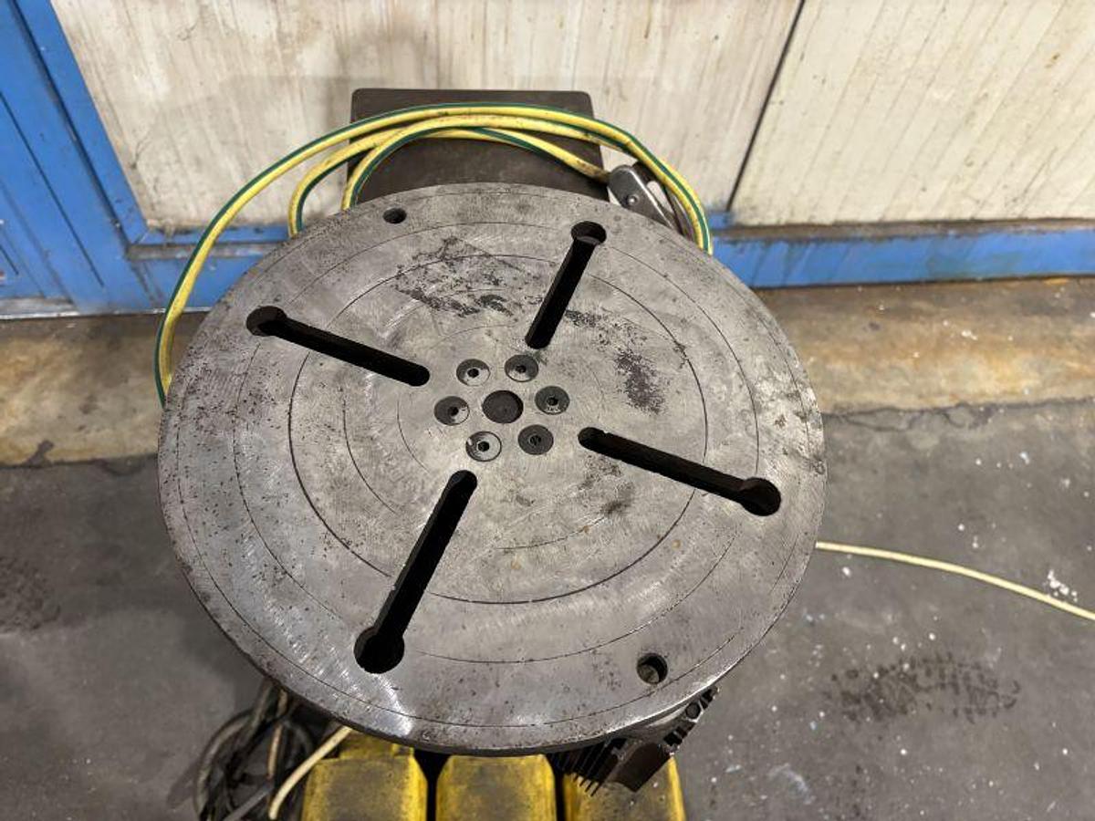 Usato POSIZIONATORE DI SALDATURA COVEMA 220 V