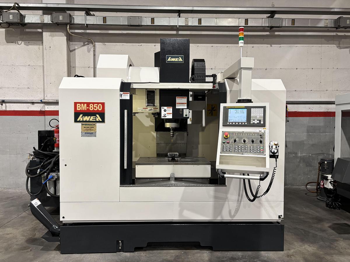 Usato CENTRO DI LAVORO AWEA BM - 850 CNC FANUC