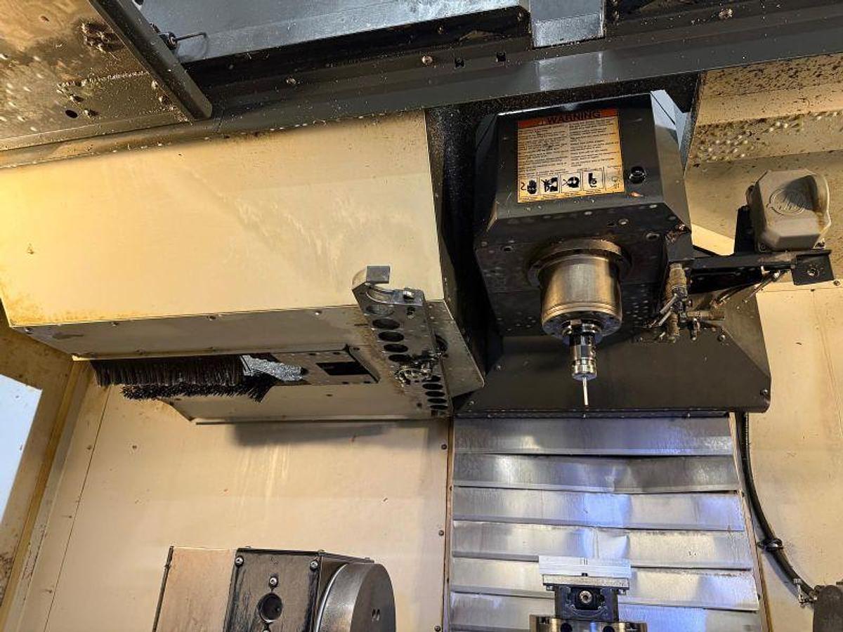 Usato CENTRO DI LAVORO HAAS VF - 3 SS ANNO 2014