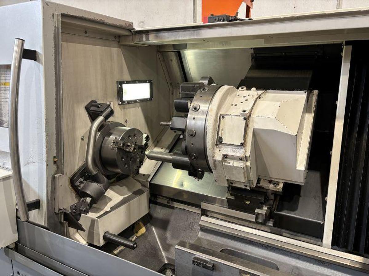 Usato TORNIO OKUMA GENOS L300E - MOTORIZZATO ANNO 2012.