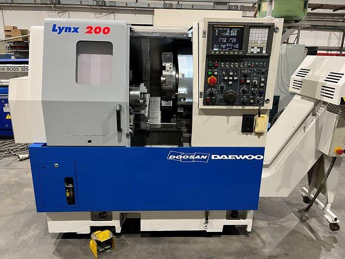 Usato TORNIO DOOSAN DAEWOO LYNX 200 B CNC FANUC Series 21 – T
