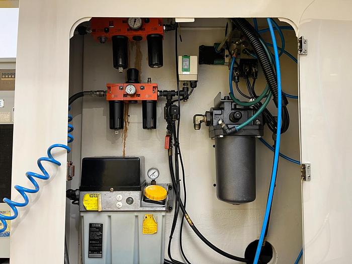 Usato CENTRO DI LAVORO DAEWOO ACE V - 850 CNC FANUC 18 - T