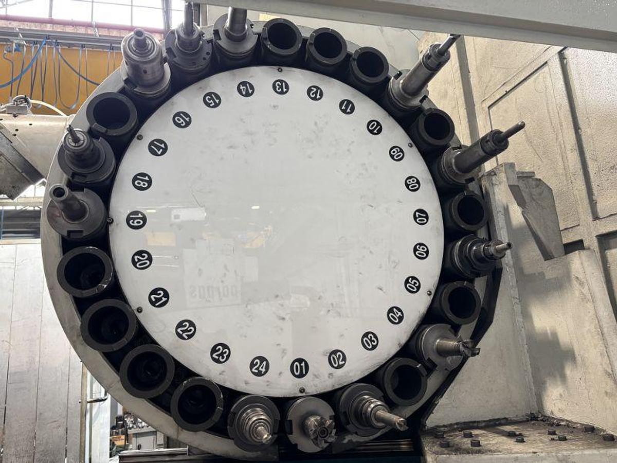 Usato FRESATRICE STS AVANTGARDE CNC SELCA S 4045 ANNO 2008