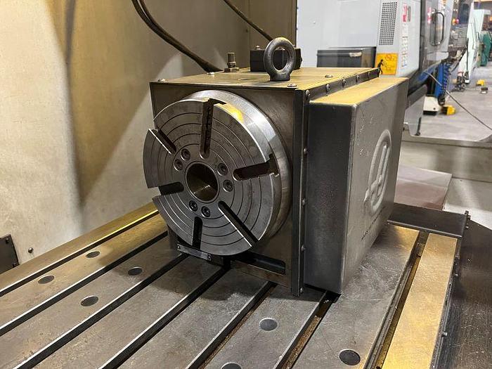 Usato CENTRO DI LAVORO HAAS VF - 5 CON 4° ASSE ANNO 2003