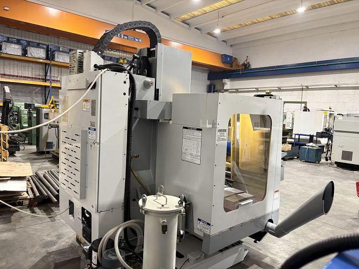 Usato CENTRO DI LAVORO HAAS VF - 2 ANNO 2008