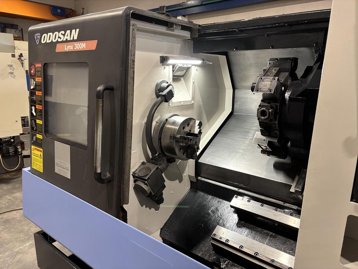 Usato TORNIO DOOSAN LYNX 300 M ANNO 2013