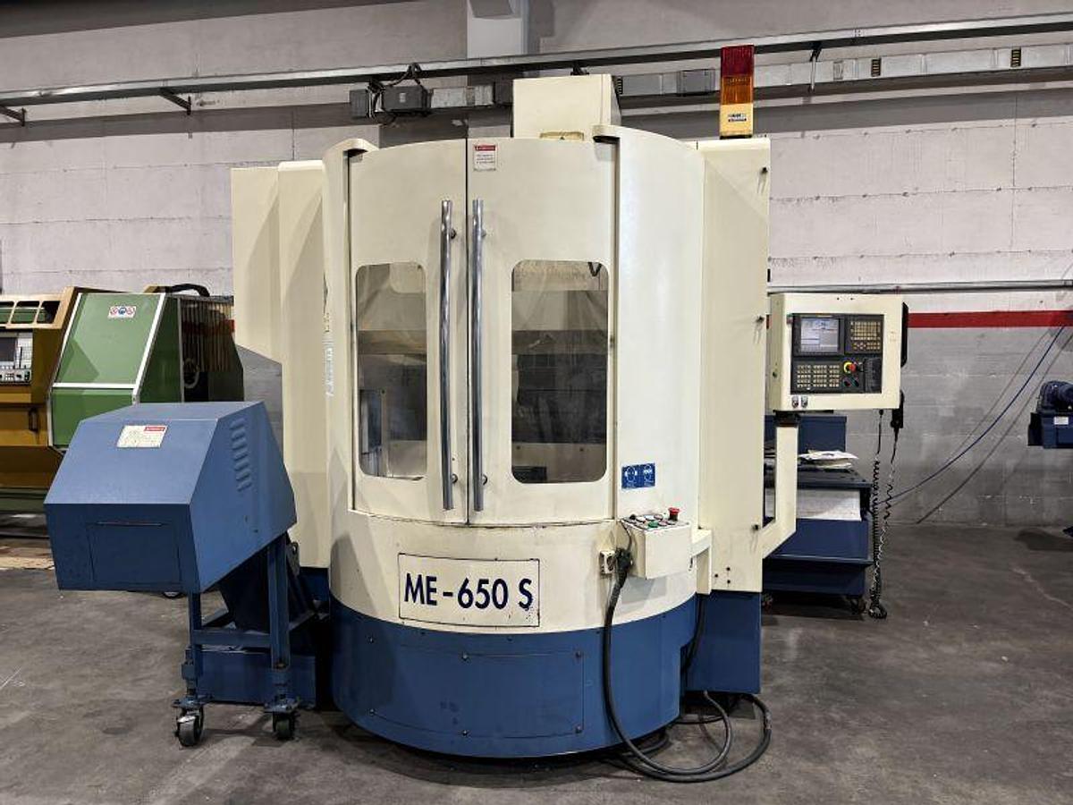 Usato CENTRO DI LAVORO PALLETTIZZATO SPINNER ME - 650 S - FANUC 18i-MB ANNO 2008