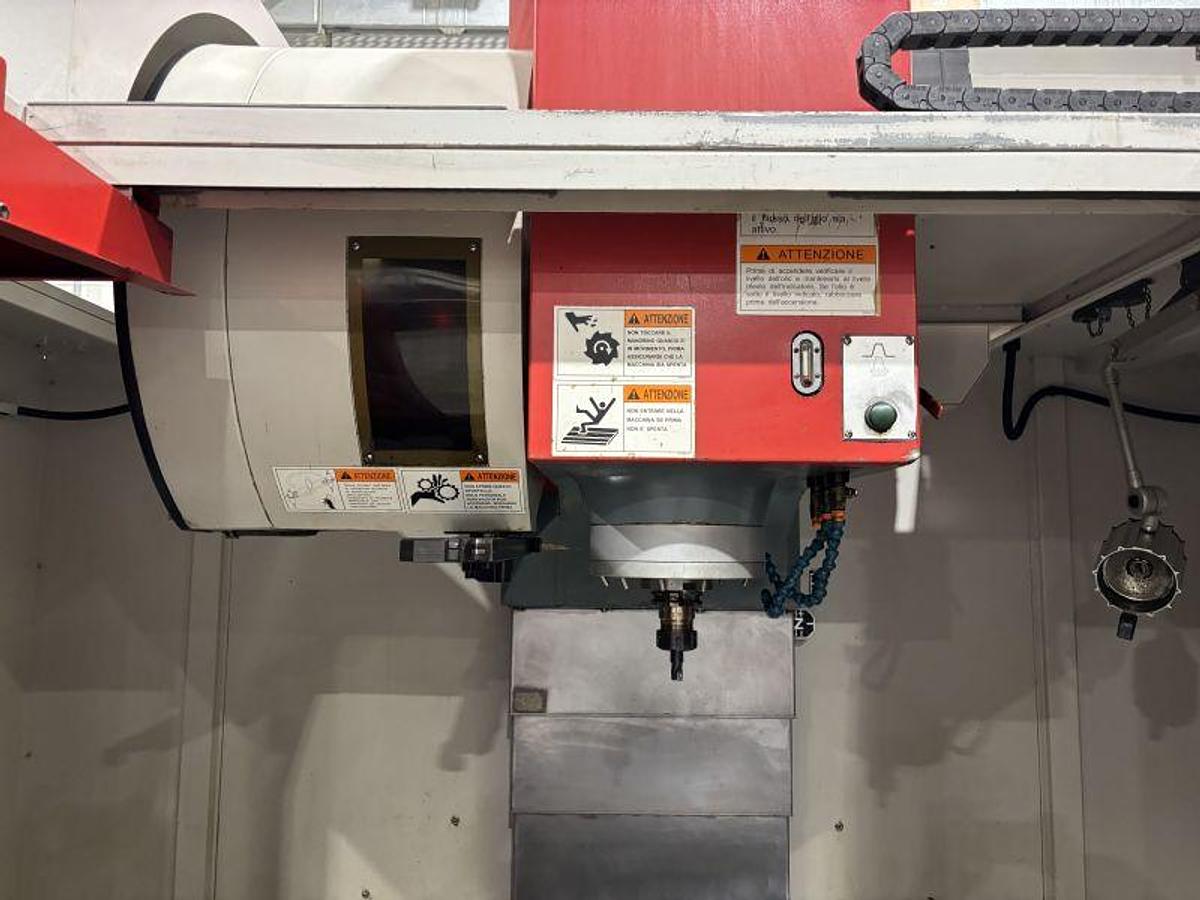 Usato CENTRO DI LAVORO AWEA BM - 850 CNC FANUC