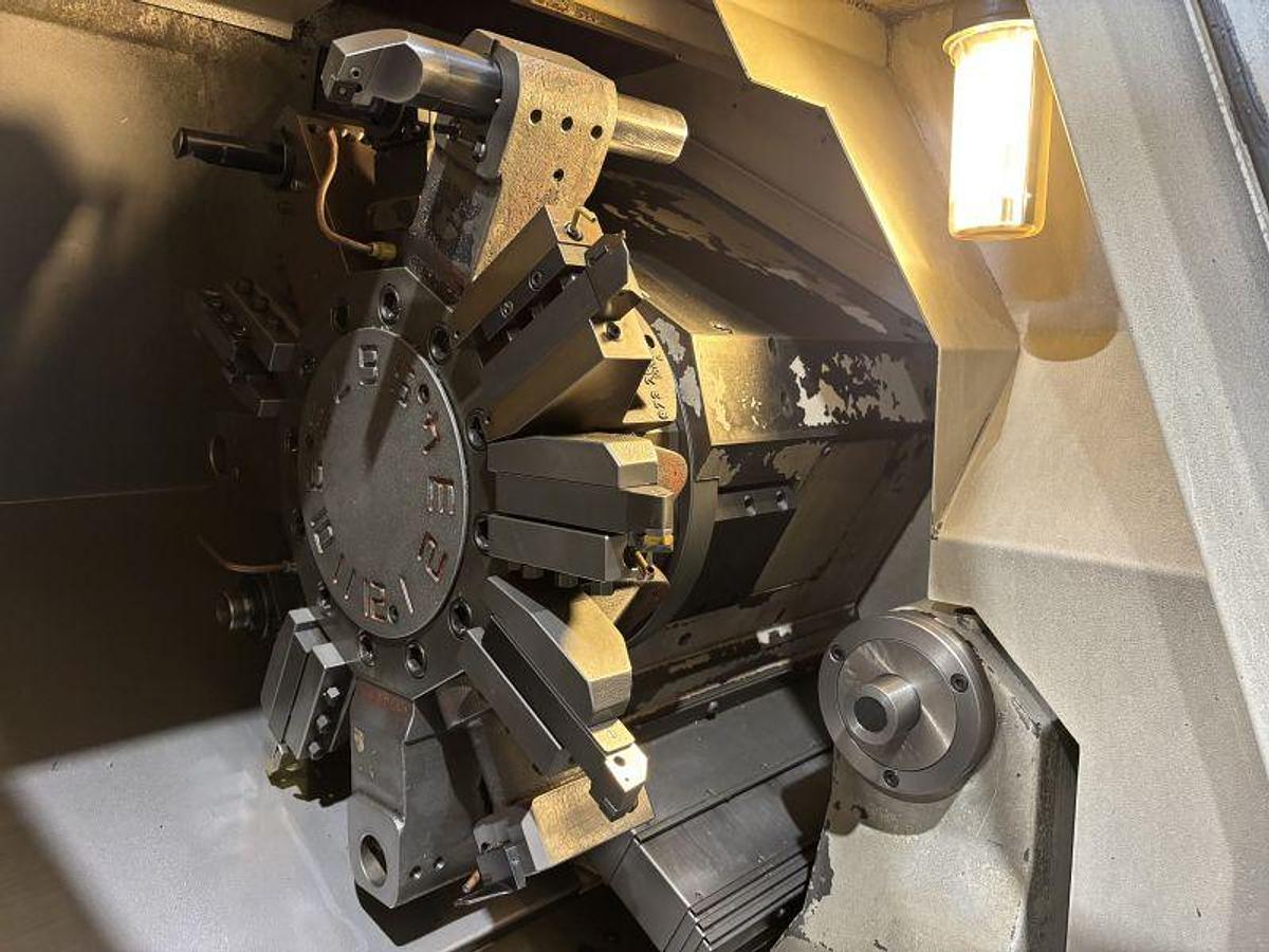 Usato TORNIO MAZAK NEXUS 200 MOTORIZZATO ANNO 2010