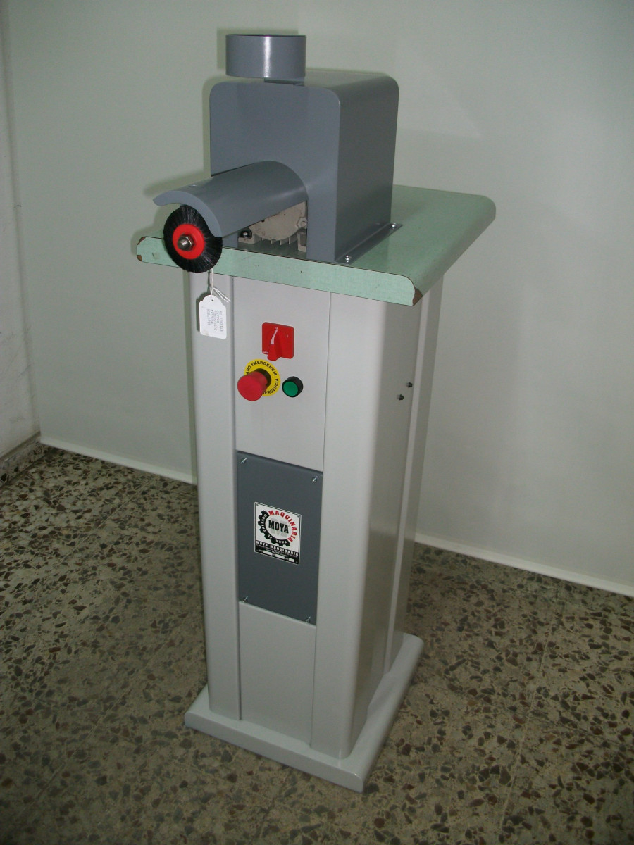 Used SHOE EDGE CLEANING MACHINE