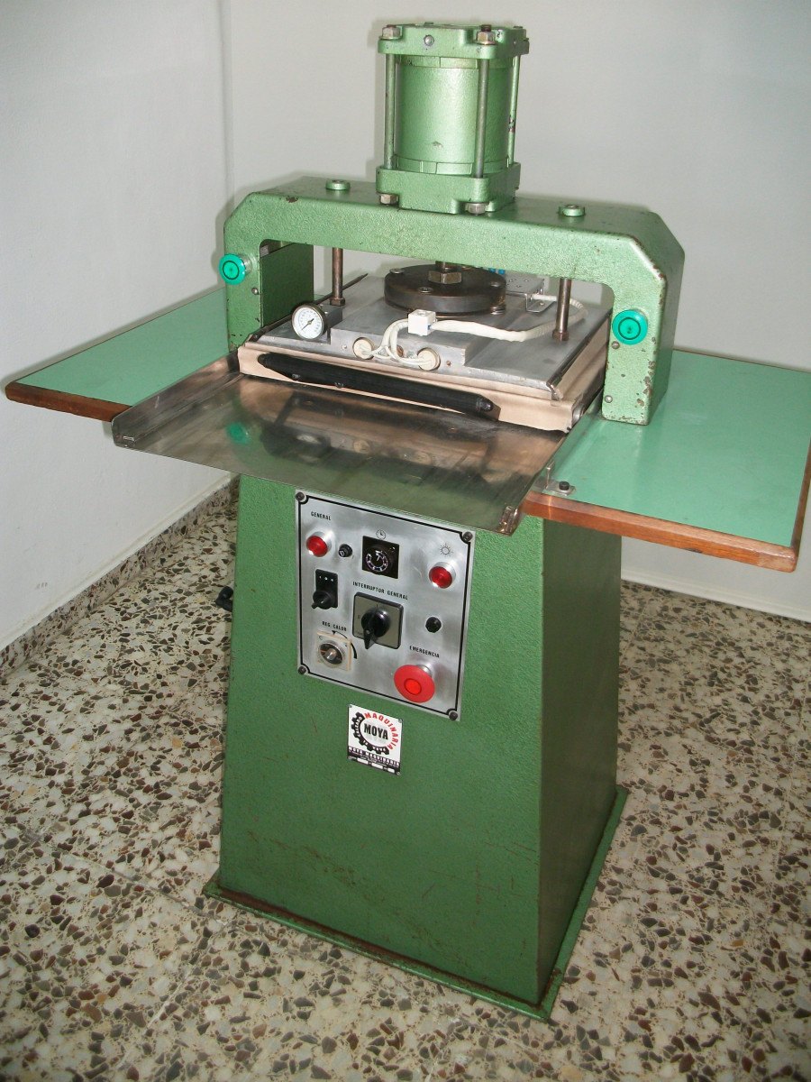 Used COUPLING SHOE MACHINE