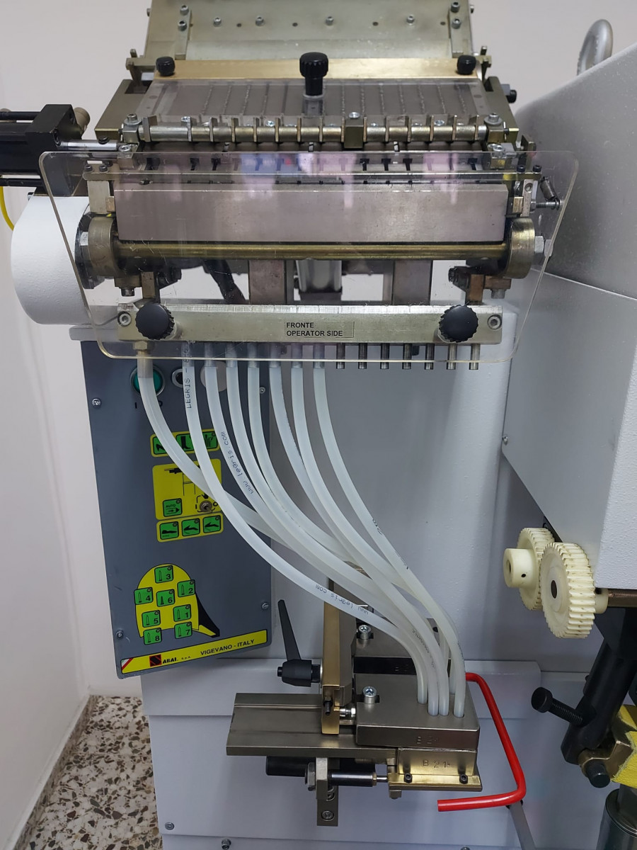 Used HEEL NAILING MACHINE