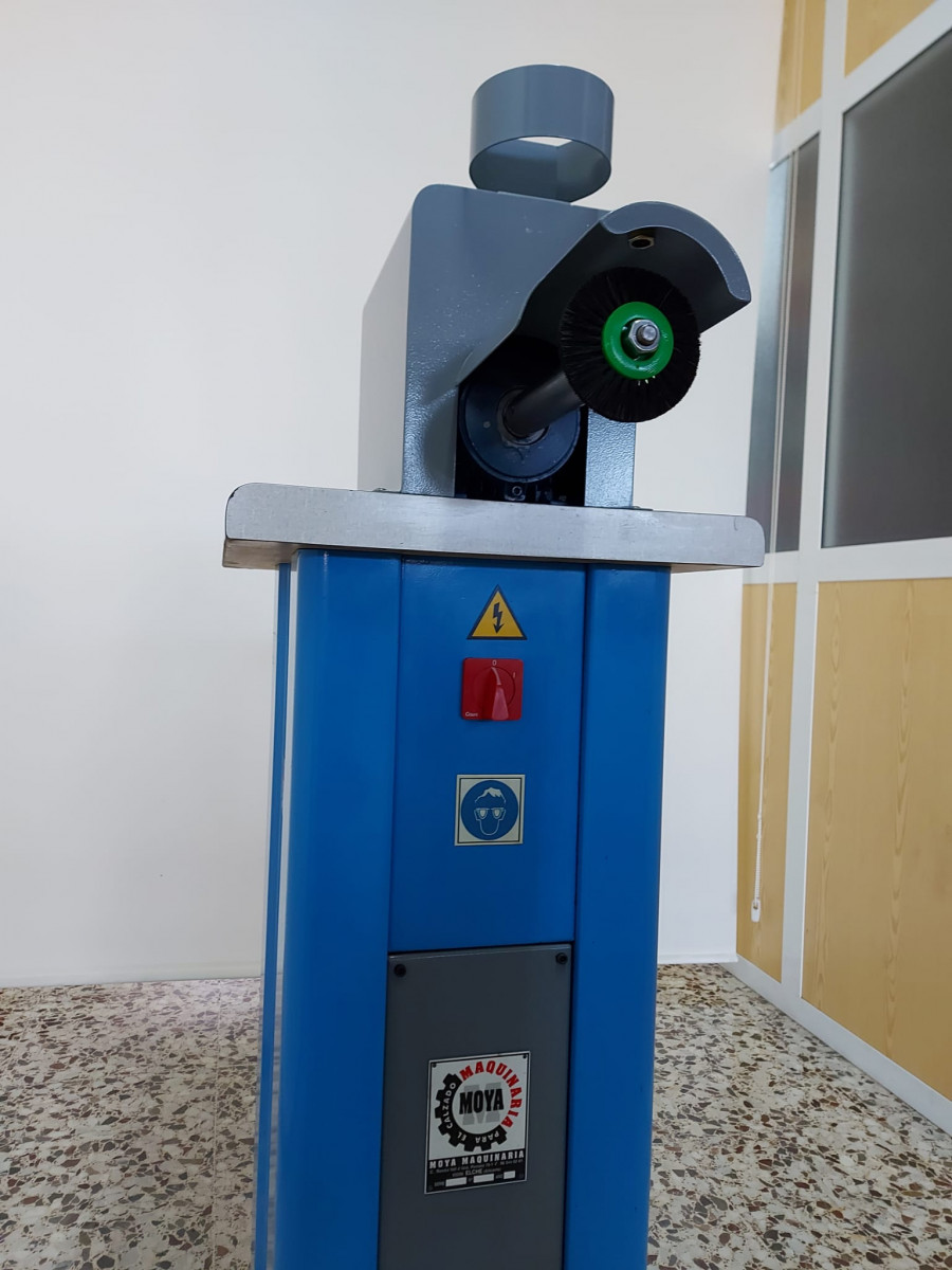 Used EDGE CLEANING MACHINE