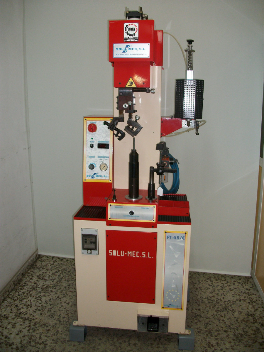 Used SCREWING AND FIXING MACHINE