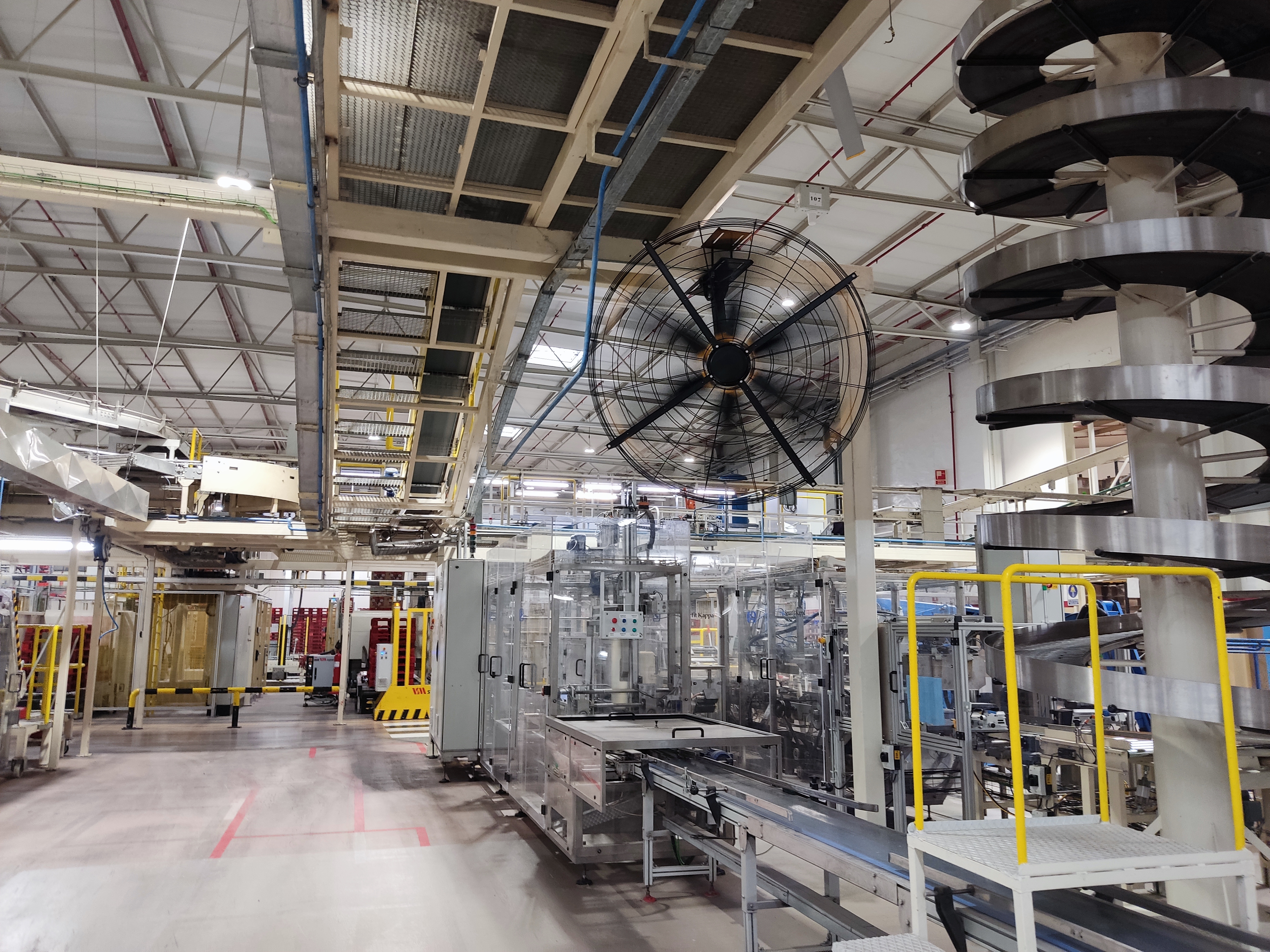 Usado VENTILADOR INDUSTRIAL DE PARED