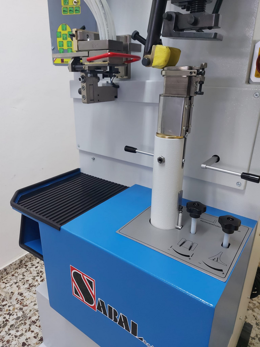 Used HEEL NAILING MACHINE