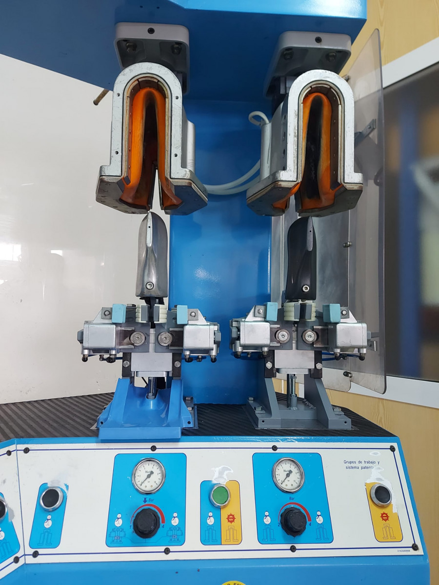 Usado MÁQUINA DE MOLDEAR TALONES, MARCA NORBA, MODELO NP95, REF. MQ6998