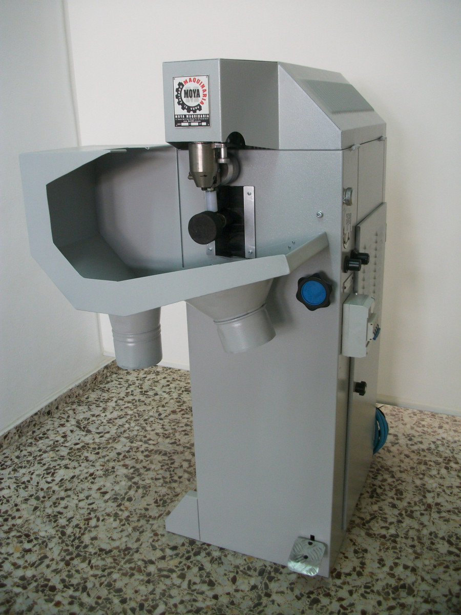 Used SHOE SANDING MACHINE