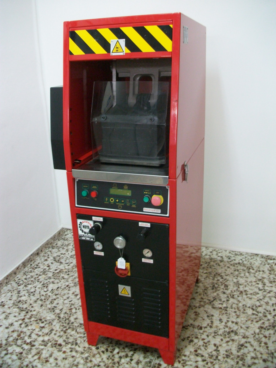 Used SOLE ATTACHING PRESS MACHINE