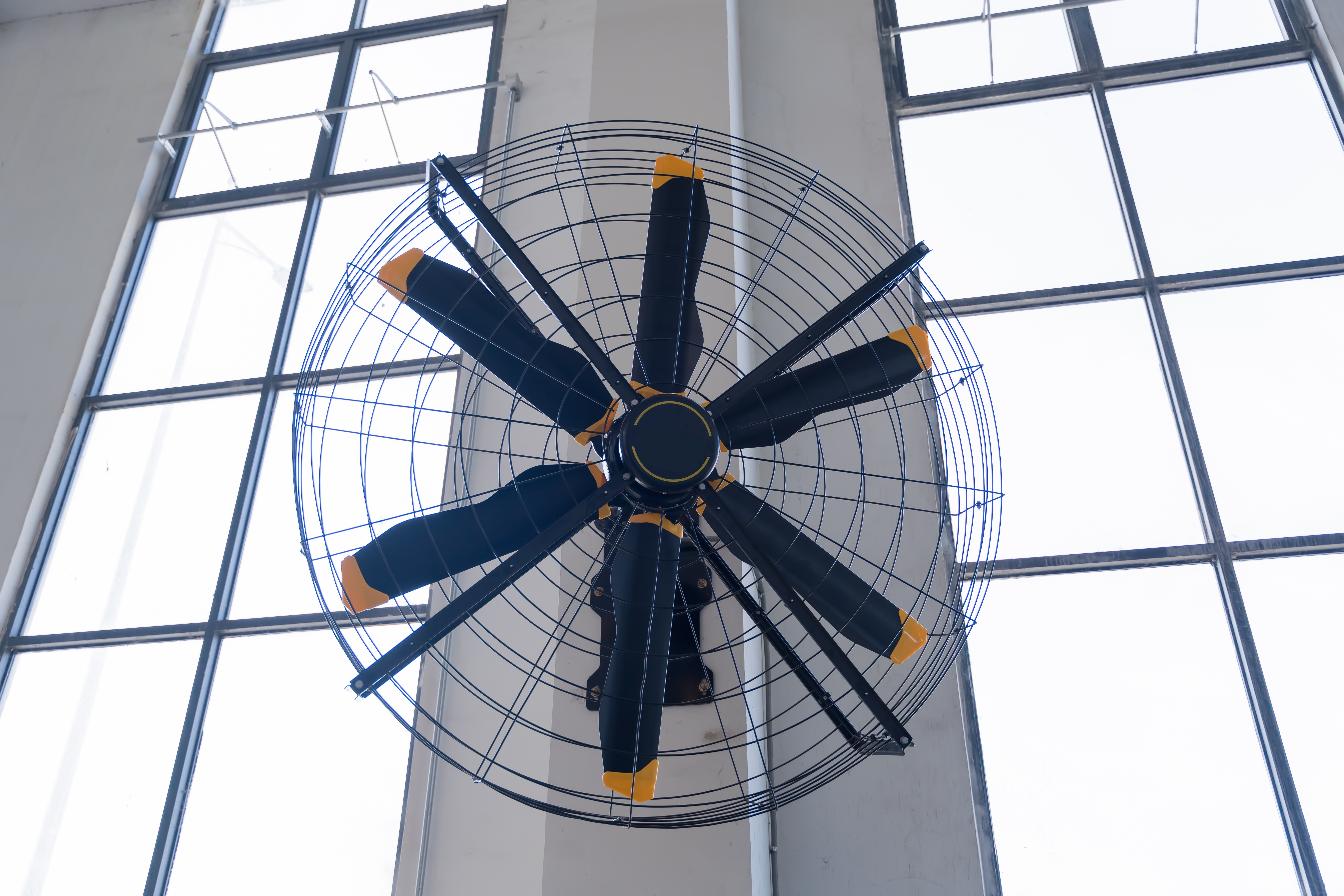 Usado VENTILADOR INDUSTRIAL DE PARED