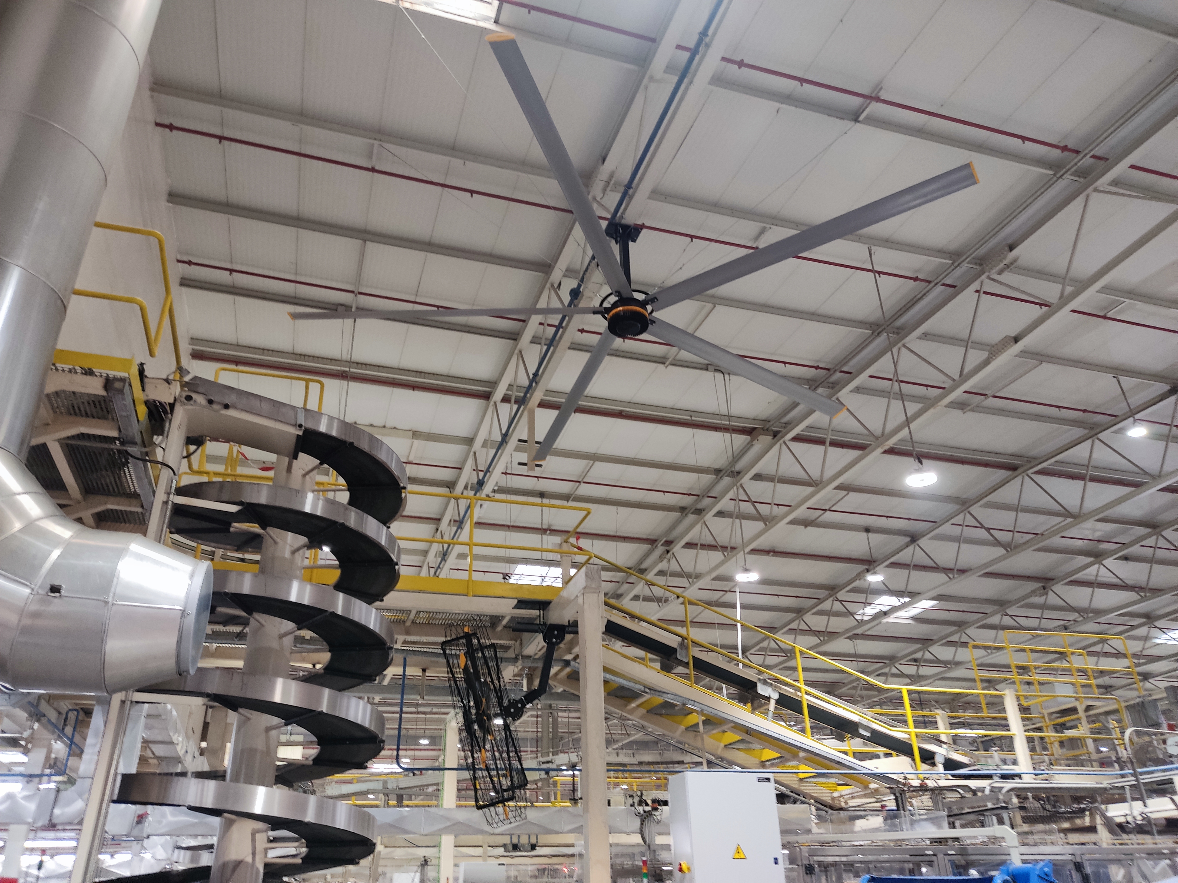 Usado VENTILADOR INDUSTRIAL HVLS GRANDE