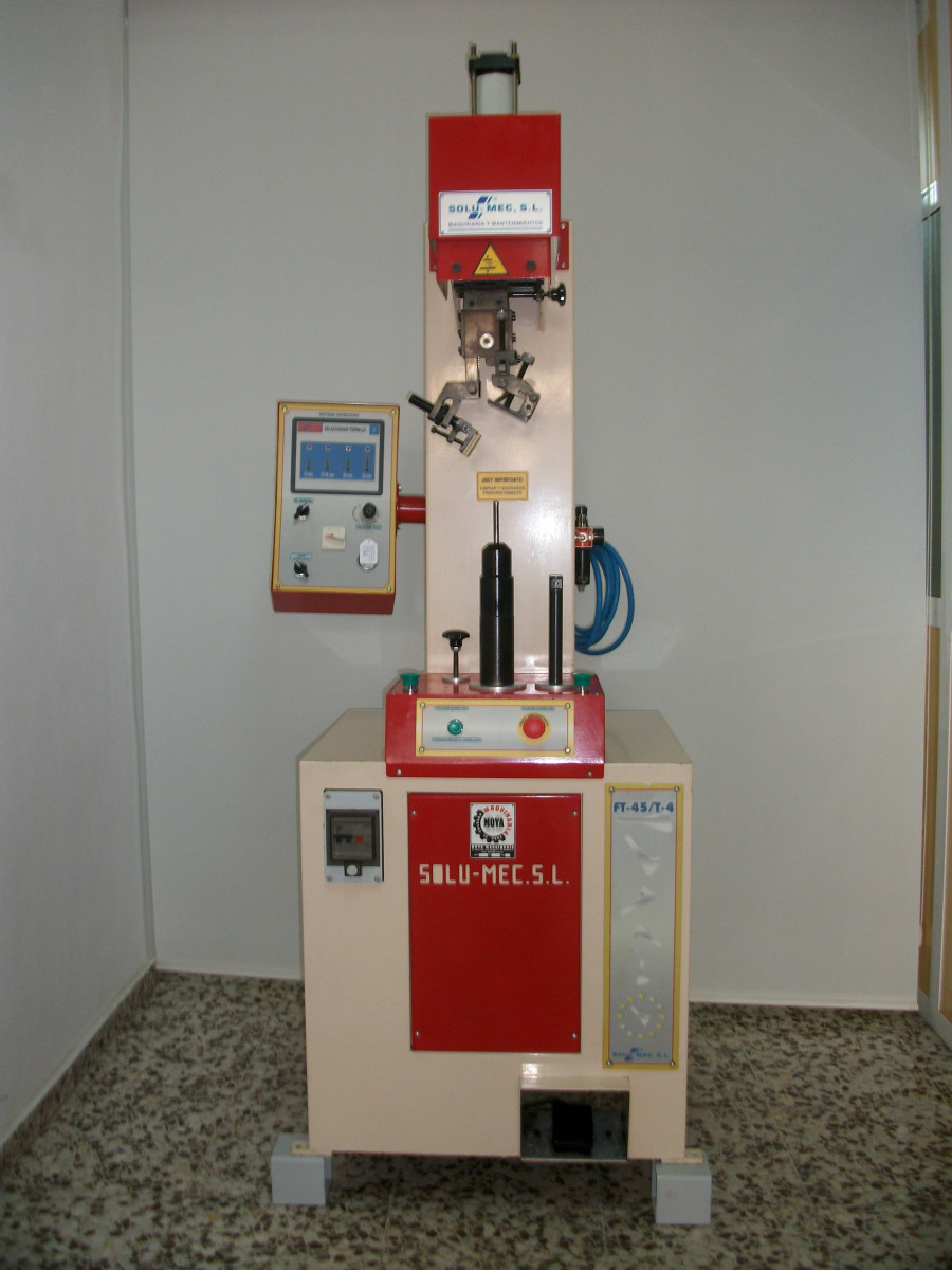 Used SCREWING AND FIXING MACHINE