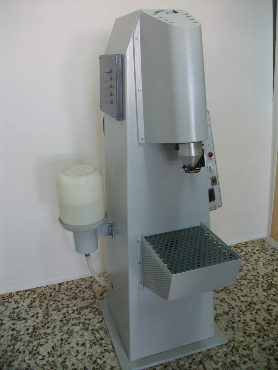 Usado MAQUINA DE SACAR ARRUGAS, MARCA GIL RIERA, MODELO K-21
