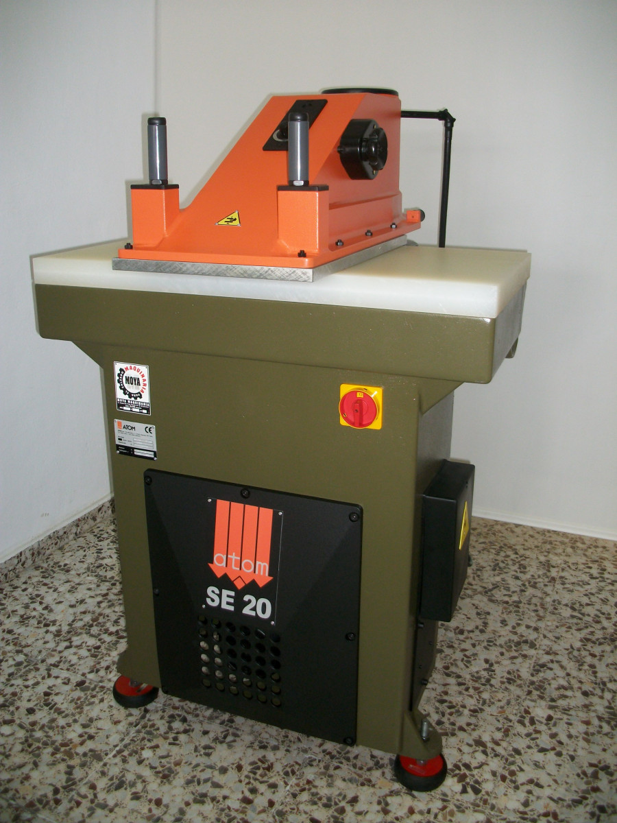 Used SWING ARM CLICKER PRESS MACHINE
