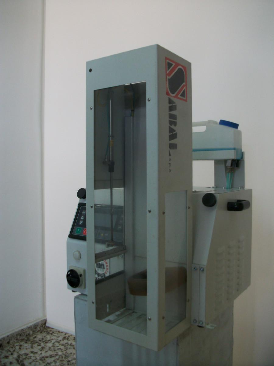 Used HEEL REMOVAL MACHINE