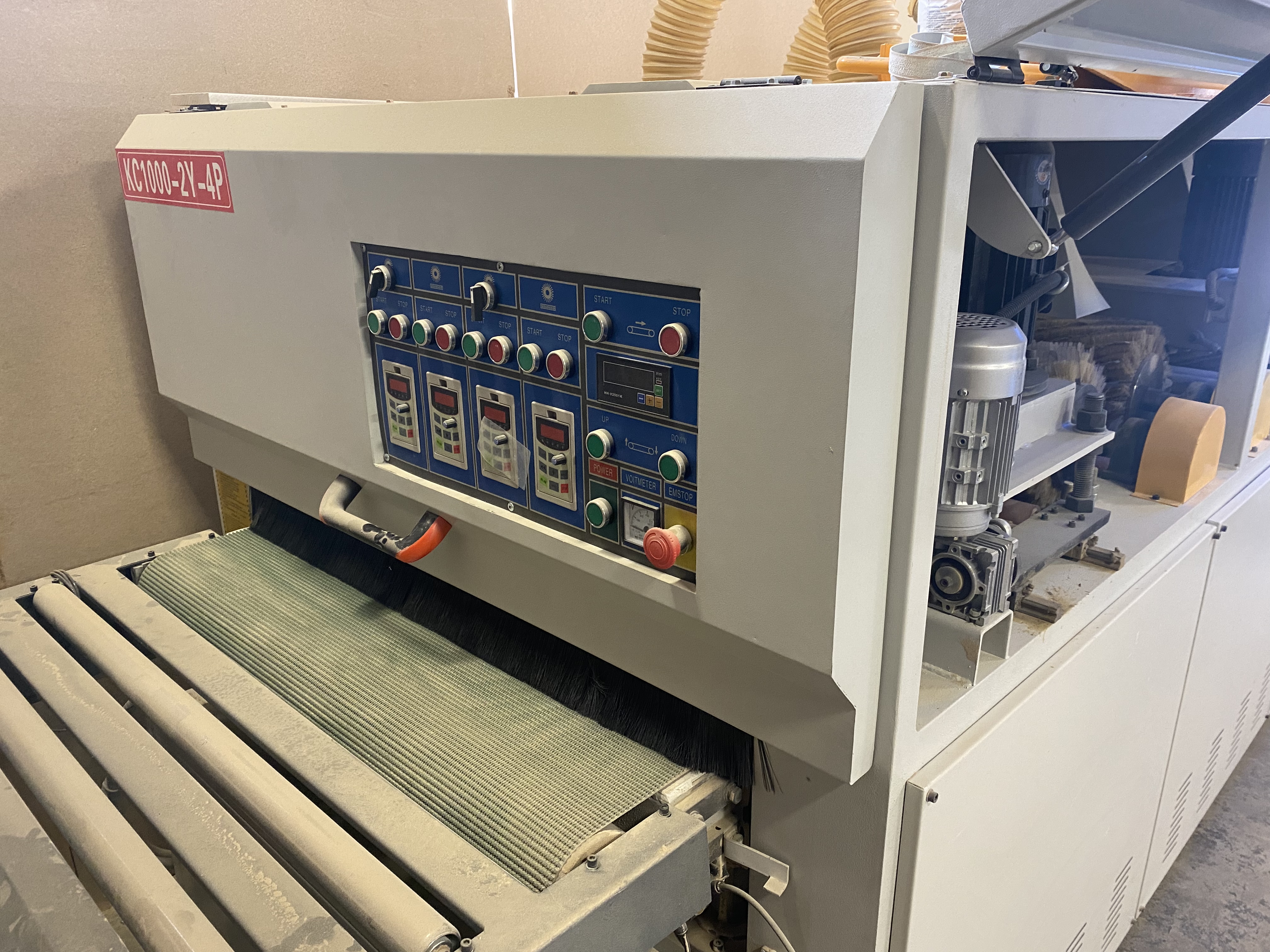 Used 2017 Quingdao KC1000-2YP-4R 18 discs sanding brush 4 long sanding roller sanding machine