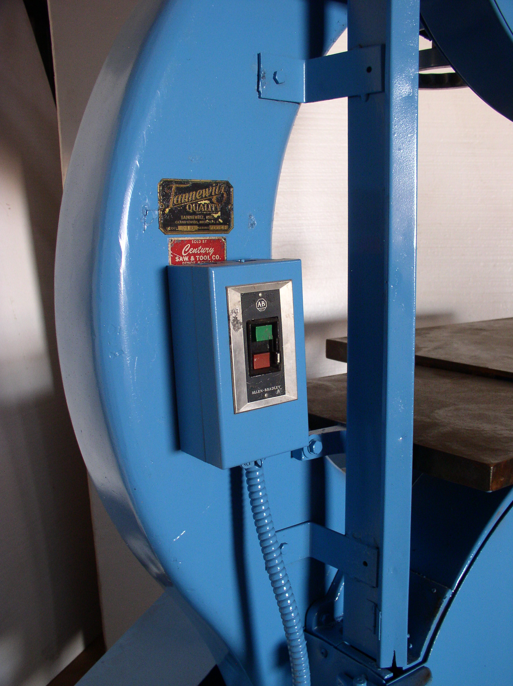 Used 36" Tannewitz Model G1E Vertical Band Saw
