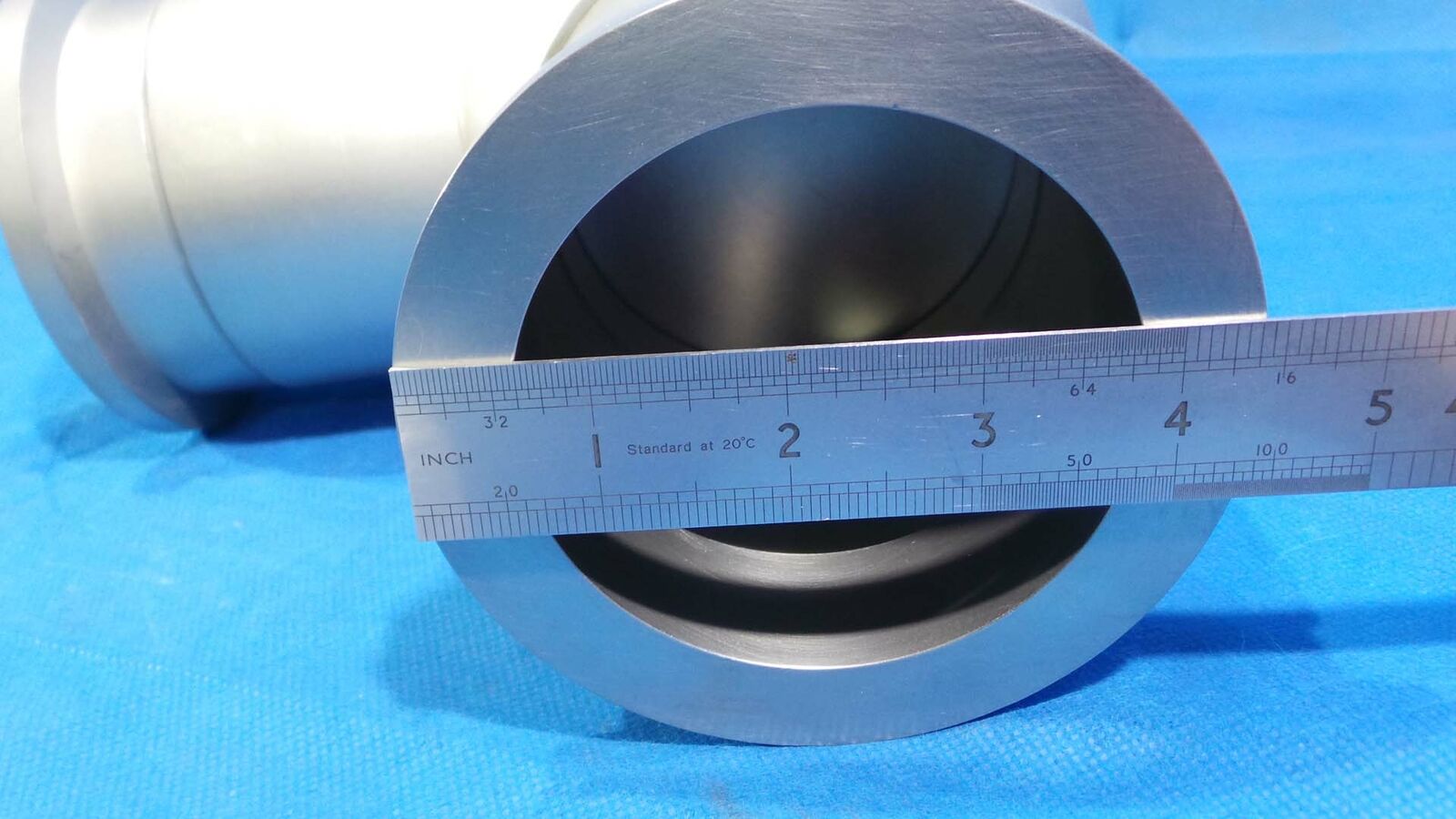 Used ANELVA AV055 Gate Valve, AV055 / F18-GV-007 / ANELVA / Semiconductor Part ( Part was C